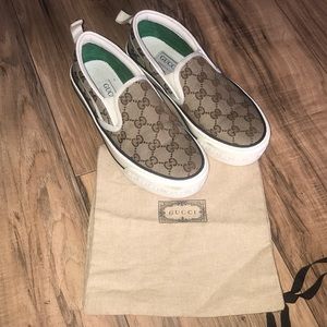Gucci tennis sneakers slip on size 35.5